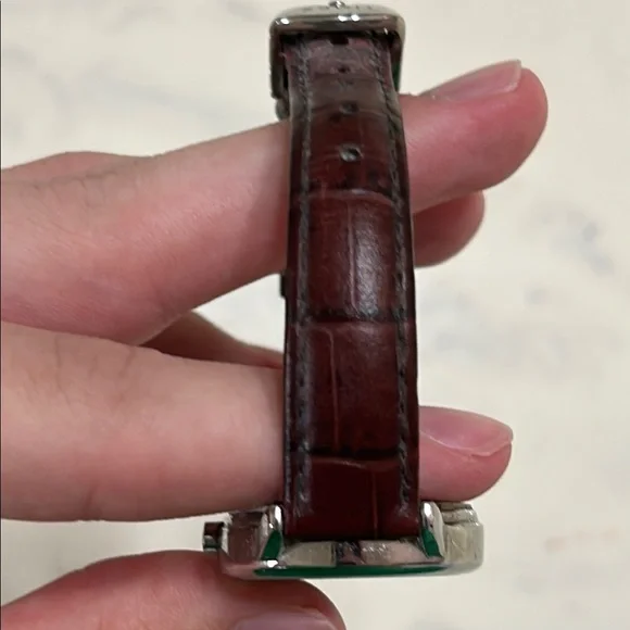 Timex Watch with Dark Brown Leather Strap - Picture 3 of 9